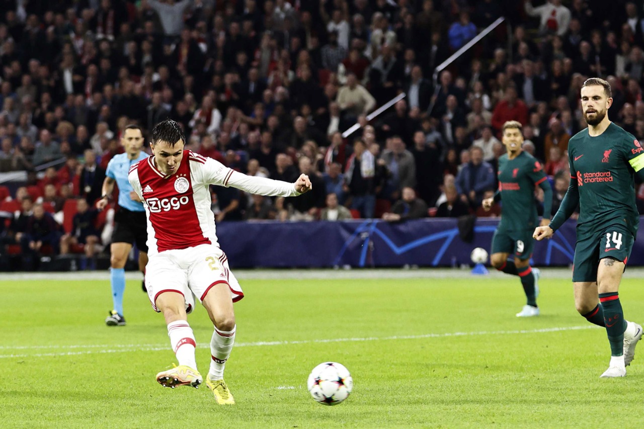 941b2638-123e-4769-97ab-8ca2d6bb0540