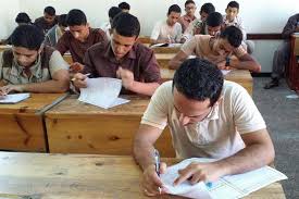 الآن.. جدول امتحانات الدبلومات الفنية 2025 تجارة 3 و 5 سنوات لجميع الشعب