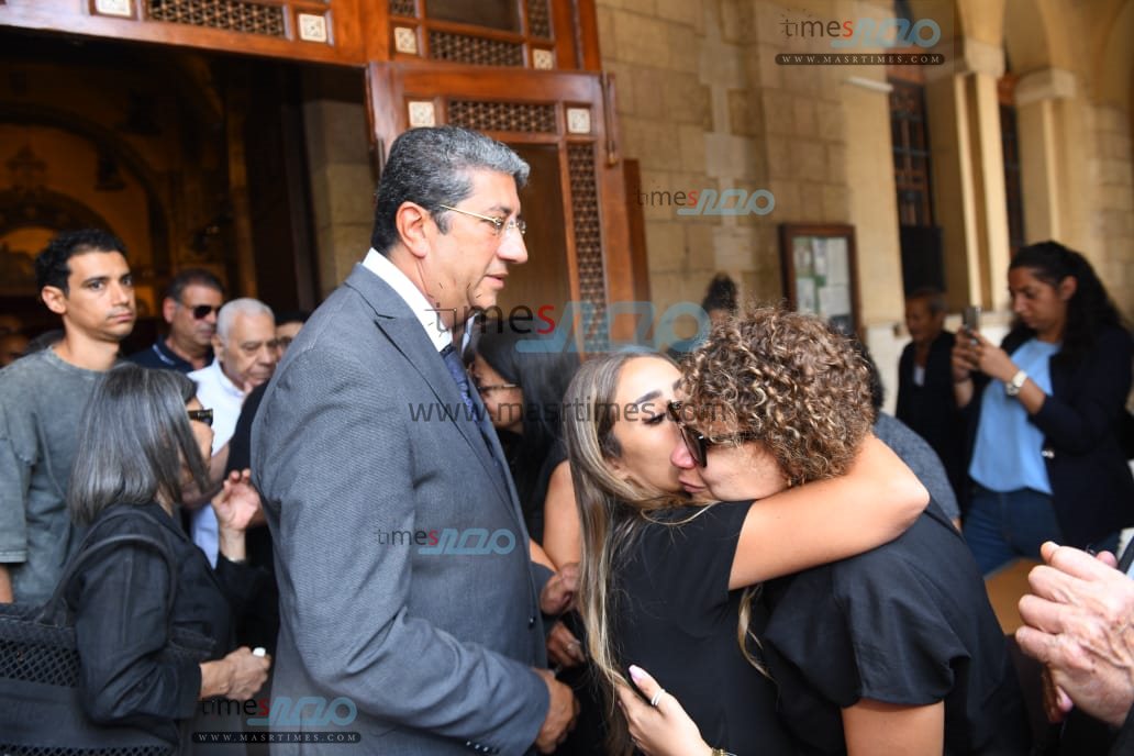 جنازة الفنان لطفي لبيب 