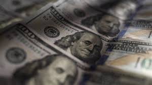 بعد قرار البنك المركزي.. ما تأثير خفض الفائدة على سعر الدولار في مصر؟