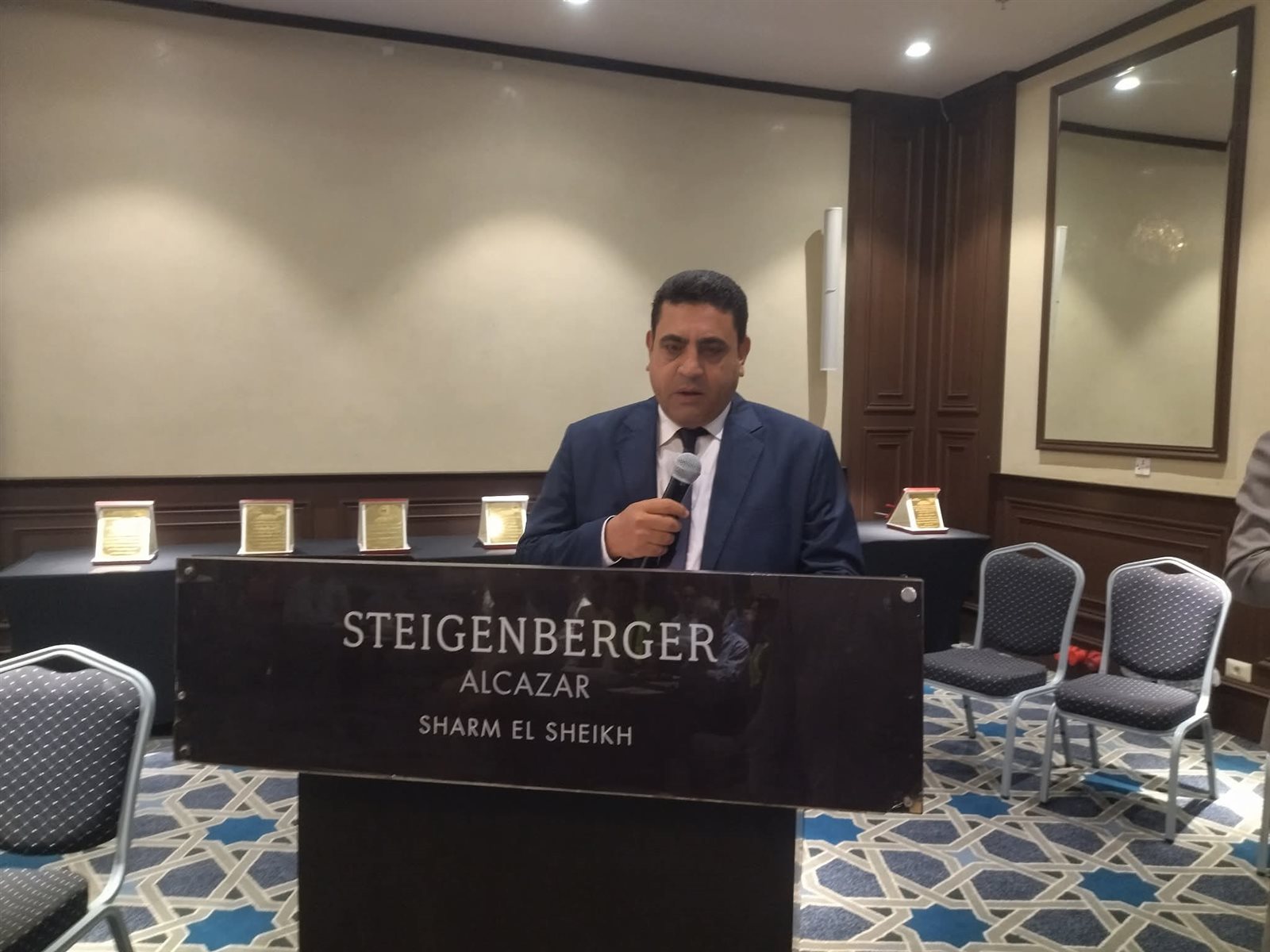 d0c0be55-1f58-4456-bdf9-1f80afaf4946