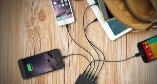 الشواحن غير الأصلية.. خطر خفي يهدد هاتفك وحياتك - بوابة الأهرام