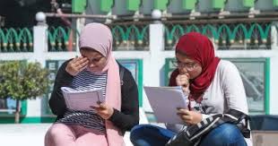 التعليم تطمئن طلاب الثانوية: الأسئلة ستكون واضحة ومباشرة بلا ألغاز - اليوم السابع