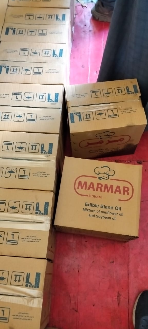 ضبط مصنع زيت طعام غير مرخص وآلاف الزجاجات قبل طرحها بالأسواق بأسيوط – مشاهير