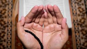 أجمل دعاء تبدأ به يومك .. ردده بعد صلاة الفجر مباشرة