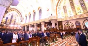 آلاف الأقباط يحتفلون بعيد القيامة المجيد بالكاتدرائية المرقسية بالعباسية..  صور - اليوم السابع