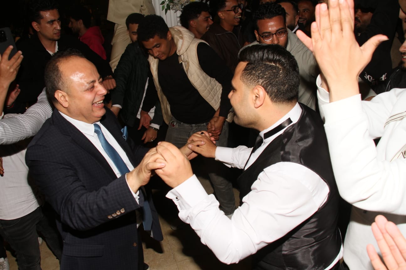 c300f3db-c566-4994-a9d8-6aba5fdd63ae