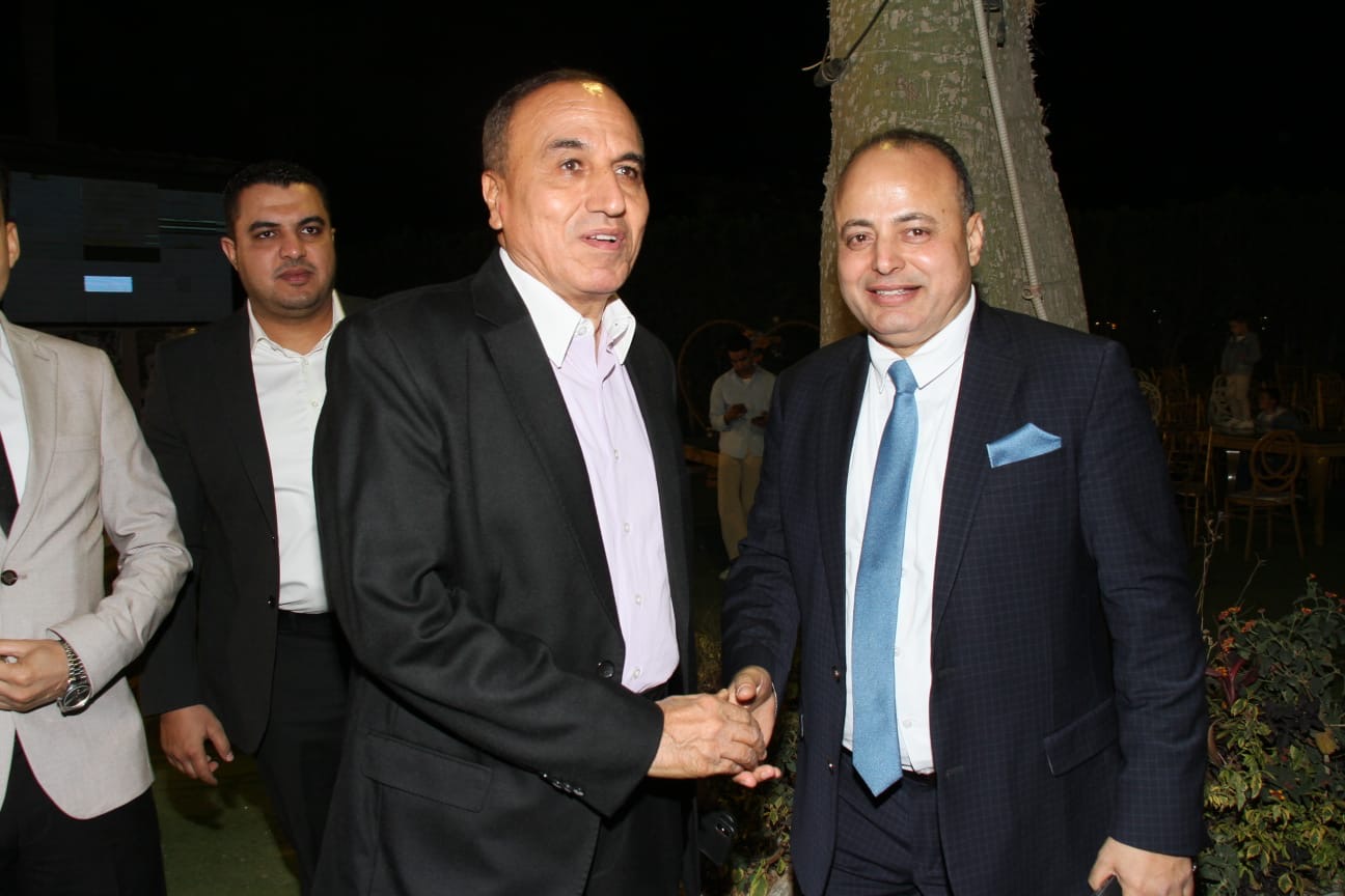 88766915-d51c-4e7d-a425-deda6e4e5bba