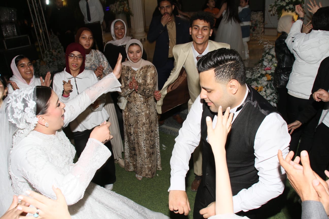 abaa8253-d856-4bc8-ba83-8be917c65b41