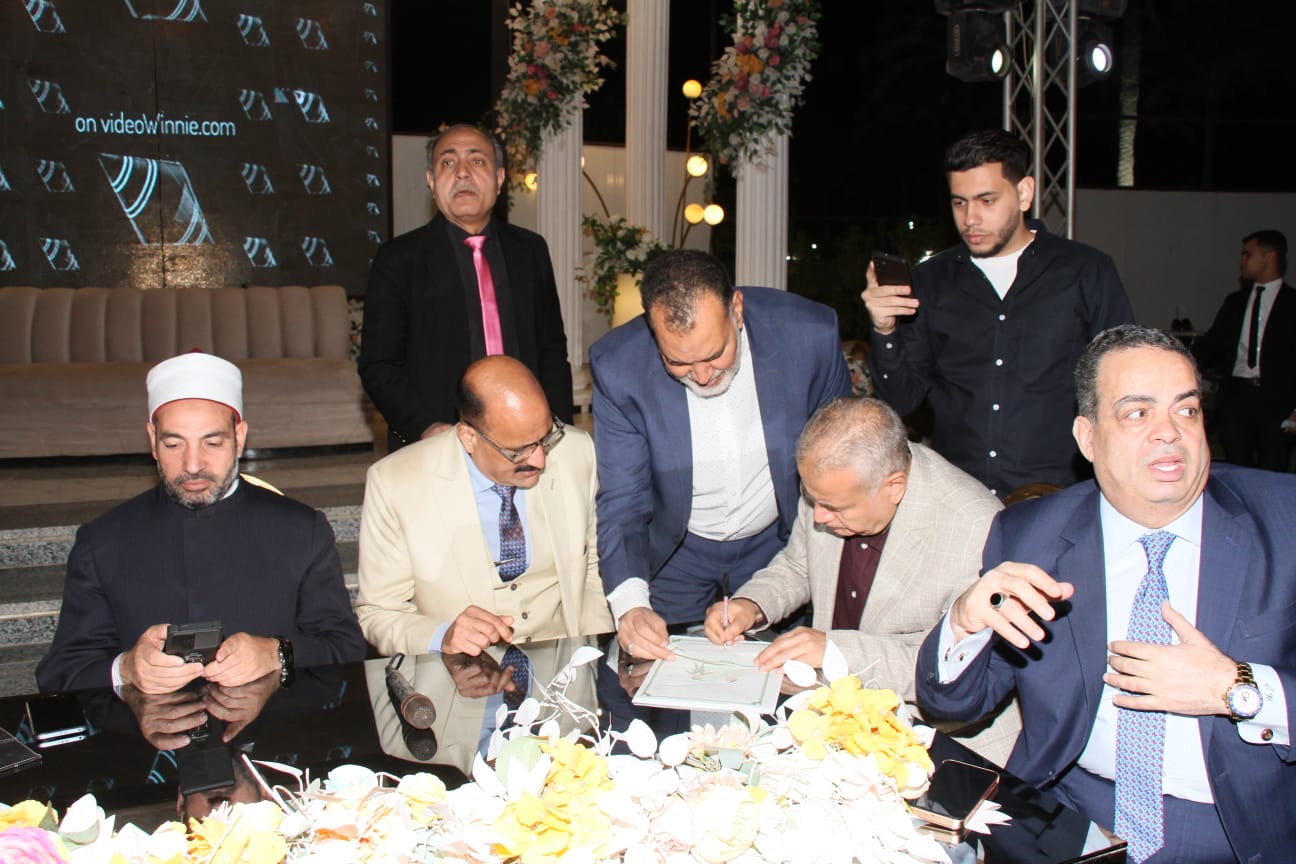 cae7e521-b744-475c-9c33-5bdccdf4f3e5