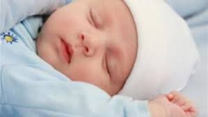 تفسير ابن سيرين حول الحلم بإنجاب طفل ذكر