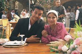 أول صورة لأحمد عبد الوهاب وصبا مبارك من مسلسل "ورد على فل وياسمين" - بوابة  الأهرام