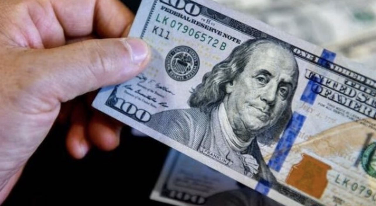 سعر الدولار اليوم
