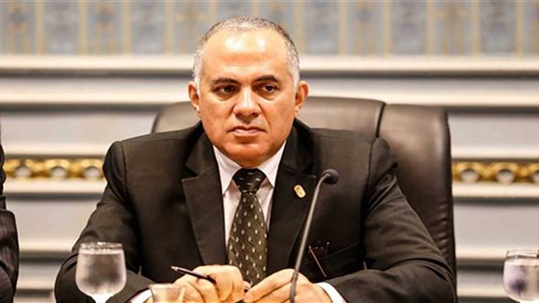 محمد عبد العاطي وزير
