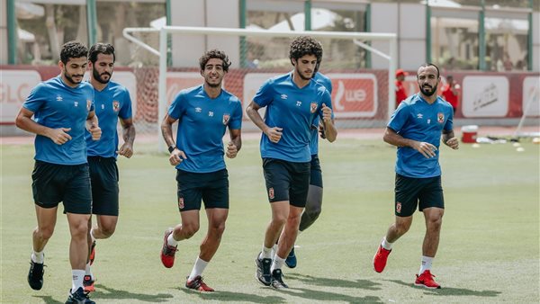 جانب من تدريبات الأهلي