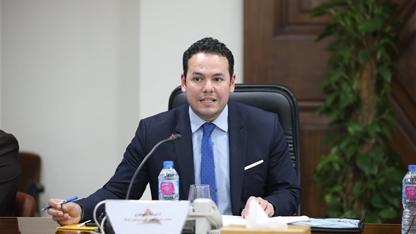  مساعد رئيس مجلس