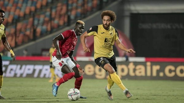 مباراة الأهلي مع