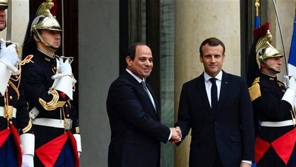 ماكرون والرئيس السيسي