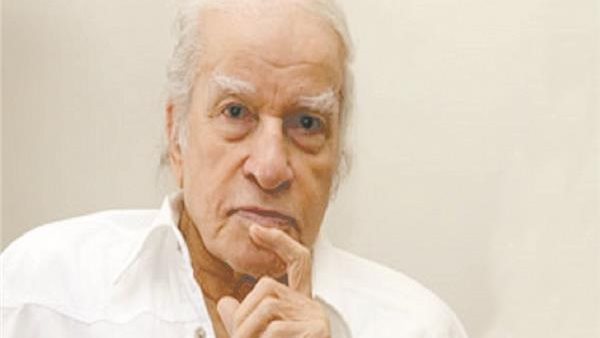 الكاتب الساخر أحمد