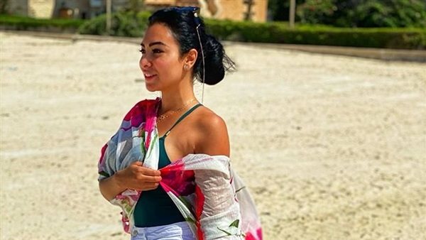 ميرهان حسين 