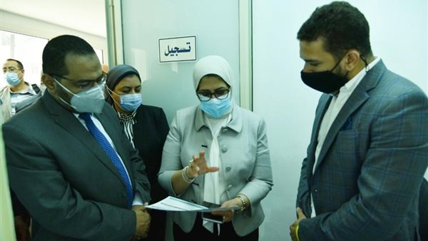 هالة زايد وزيرة الصحة