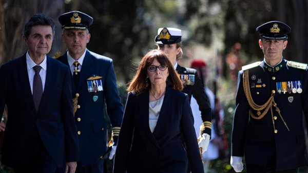 رئيسة اليونان 