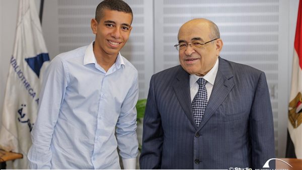 بائع الفريسكا