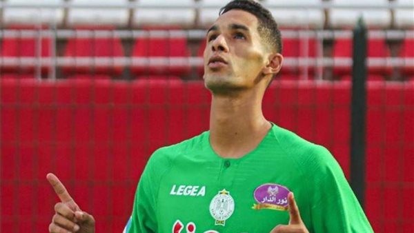 بدر بانون مدافع فريق