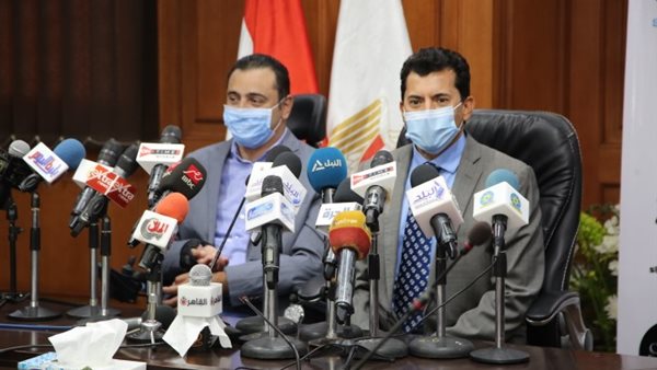 وزير الشباب والرياضة