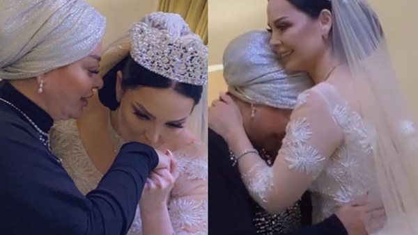 والدة ديانا كرزون