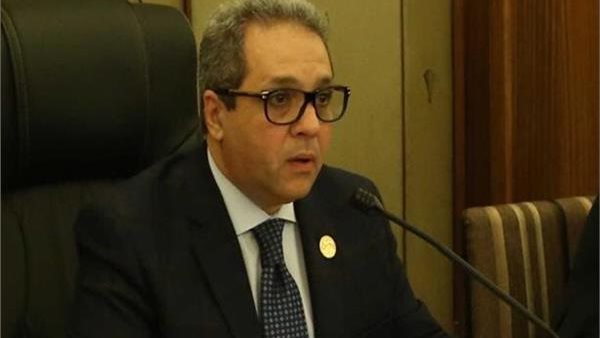 أحمد حلمى الشريف