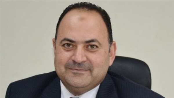 أحمد الشيخ مديرا