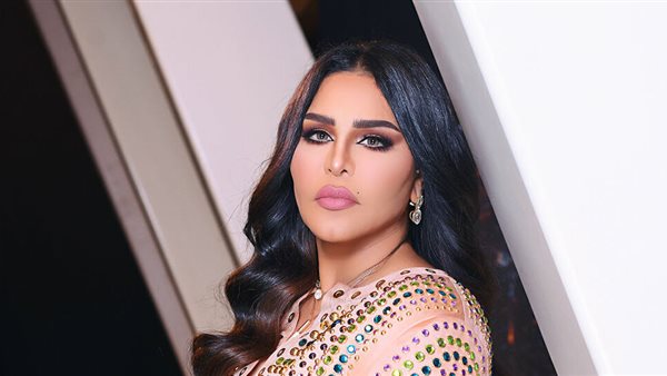 الفنانة أحلام