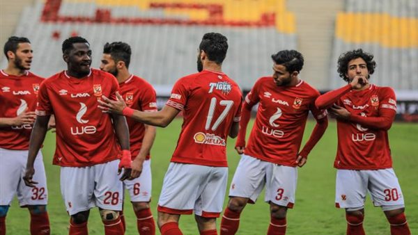 لاعبي الأهلي