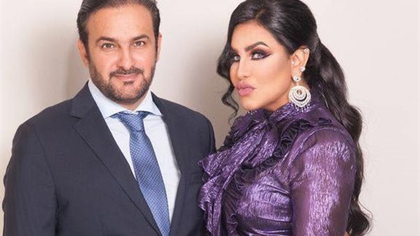 أحلام وزوجها 