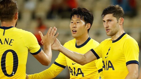 فريق توتنهام