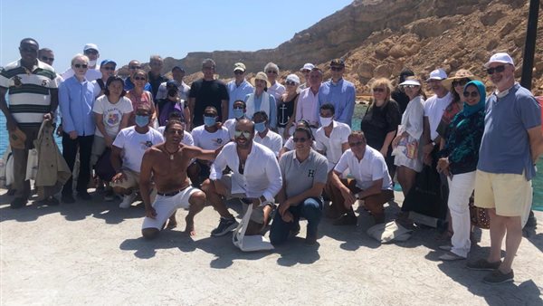 وزير السياجة والسفراء