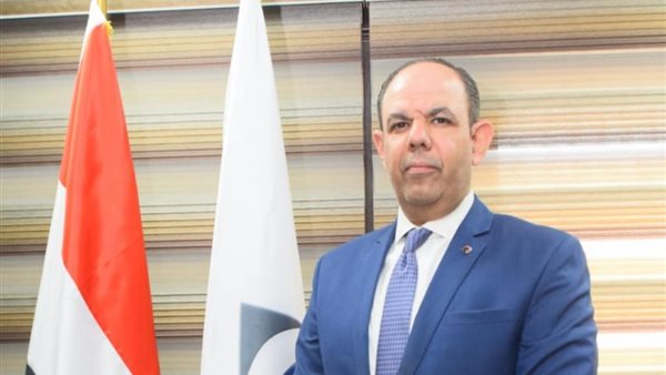 الدكتور أحمد سمير