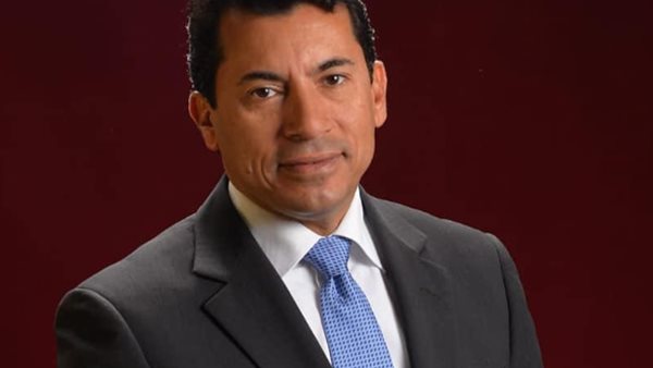 اشرف صبحي وزير الشباب