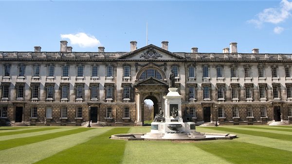  كلية كينجز بريطاميا