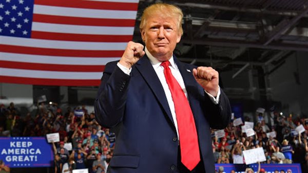 الرئيس الأمريكي دونالد