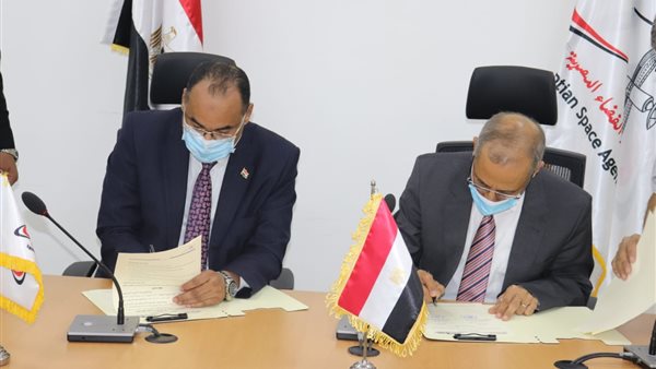 جانب من مراسم التوقيع