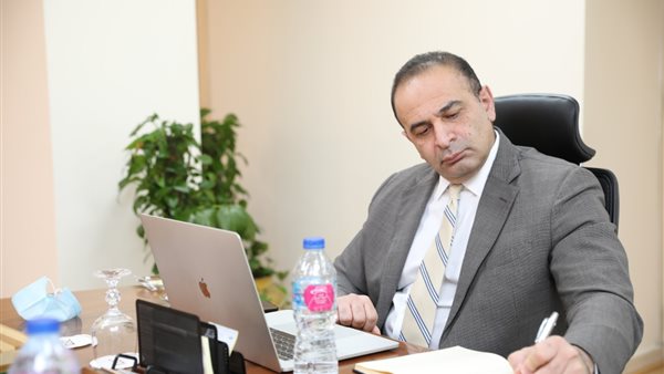 الدكتور أحمد كمالي،