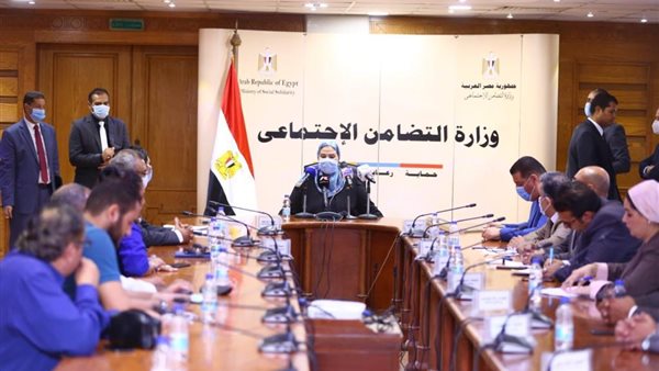 جانب من توقيع البروتوكول