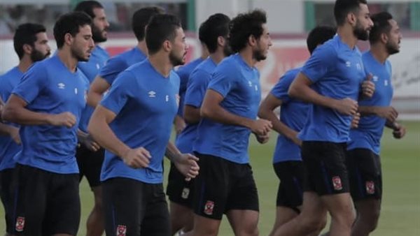 لاعبي فريق الأهلي