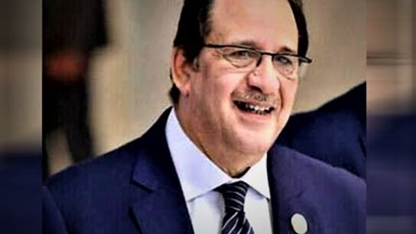 اللواء عباس كامل