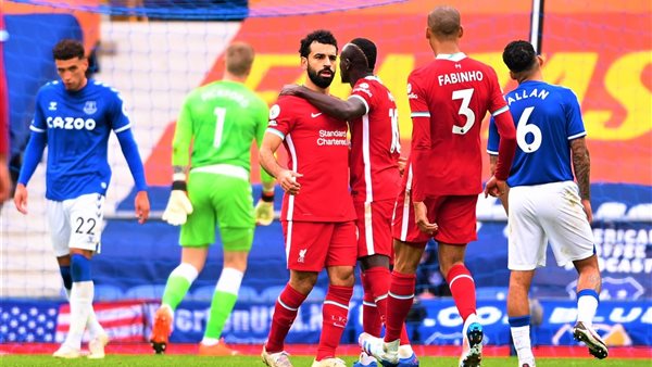 محمد صلاح يحتفل بهدفه