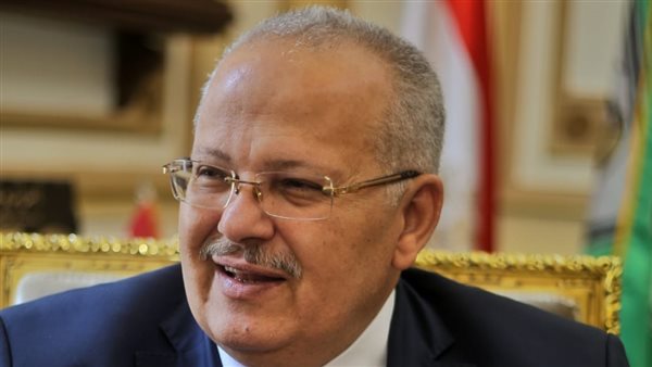 رئيس جامعة القاهرة