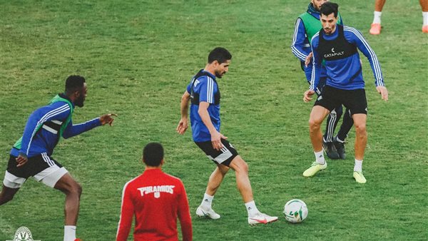 فريق بيراميدز 