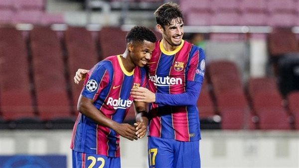 فاتيفاتي لاعب برشلونة